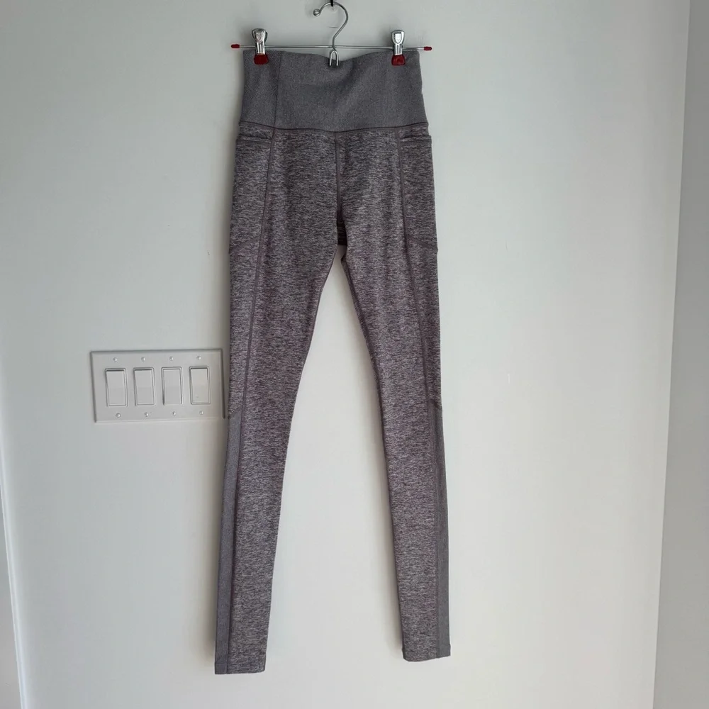 Athleta Exhale Stash Pocket Heel Tight Leggings Women’s XS Purple Ballet Dancer